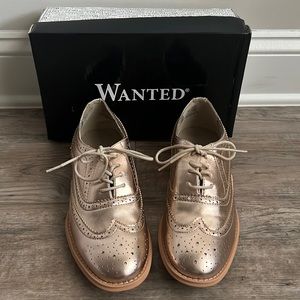 “Wanted” Babe Rose Gold Oxford Women’s 10M